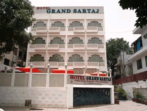 Hotel Grand Sartaj New Delhi Exterior photo